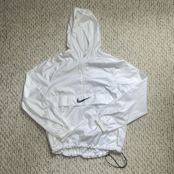 Nike Windbreaker - Picture 1 of 5